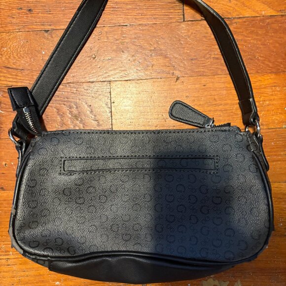 GUESS PURSE - Picture 2 of 2